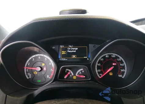 2018 Ford Focus St z USA, uszkodzony, nr VIN 1FADP3L97JL283009